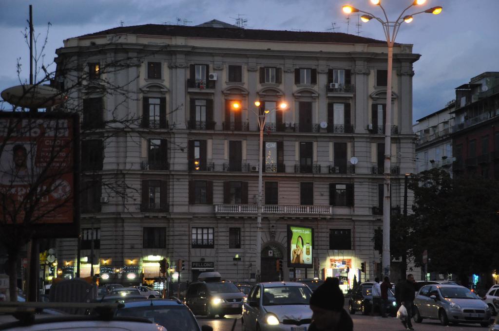 Bed & Breakfast Napoli Centrale ภายนอก รูปภาพ